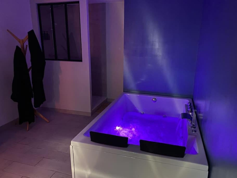 Detente Et Spa Pour Se Ressourcer Bullion Dış mekan fotoğraf